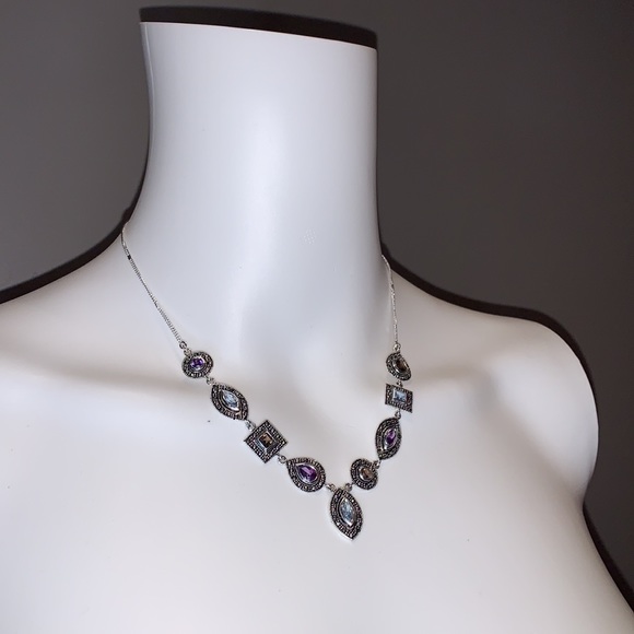 Beautiful Adjustable Necklace with Purple Stones - Picture 4 of 7